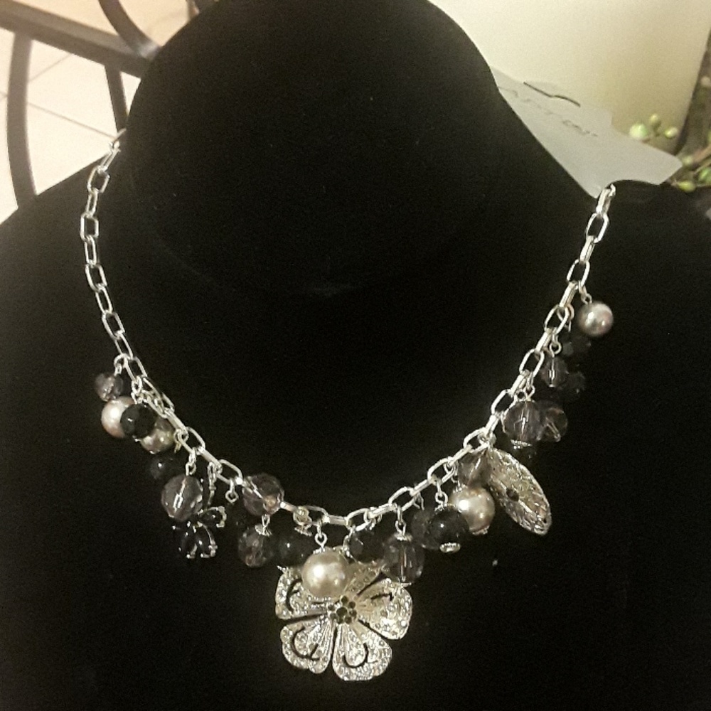 New Apt9  choker style necklace